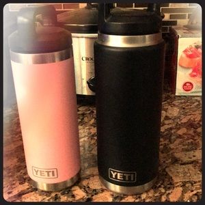 Yeti bottle black
